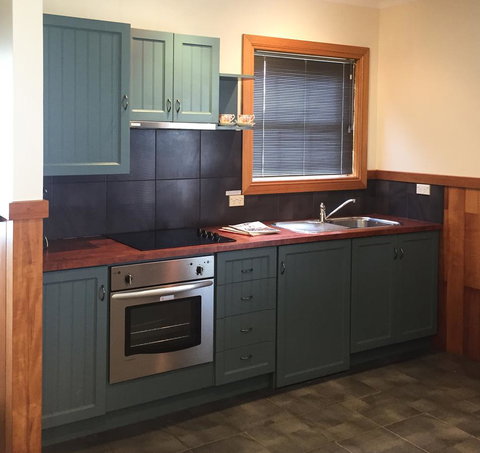 Stanley Hotel & Apartments - Accommodation VIC 2