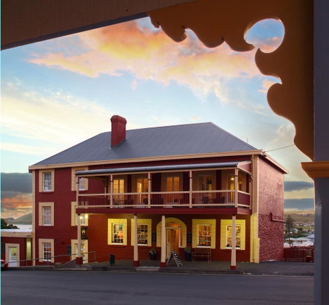 Stanley Hotel & Apartments - Accommodation VIC 0