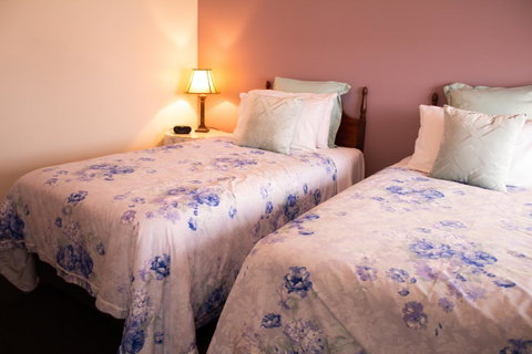 Stanley Hotel & Apartments - Accommodation VIC 13