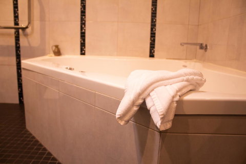 Stanley Hotel & Apartments - Accommodation VIC 29