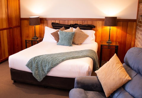 Stanley Hotel & Apartments - Accommodation VIC 4