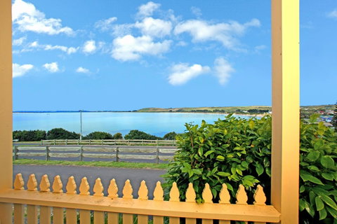 Stanley Hotel & Apartments - Accommodation VIC 40
