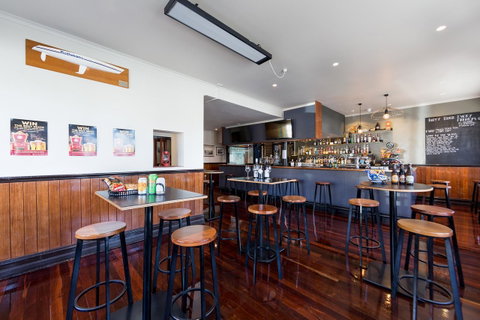 Customs House Hotel - Accommodation VIC 25
