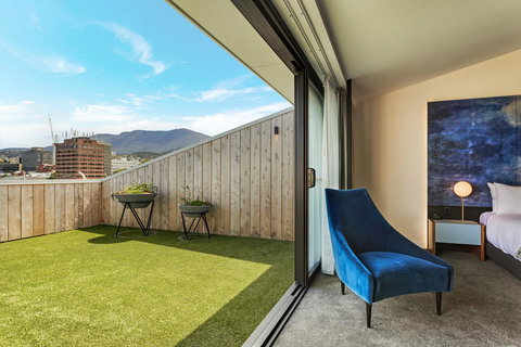 MACq 01 Hotel - Accommodation VIC 6