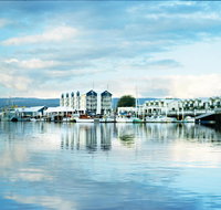 Peppers Seaport Hotel - Accommodation VIC