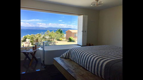 Couples Getaway On Bruny Island - Accommodation VIC 12