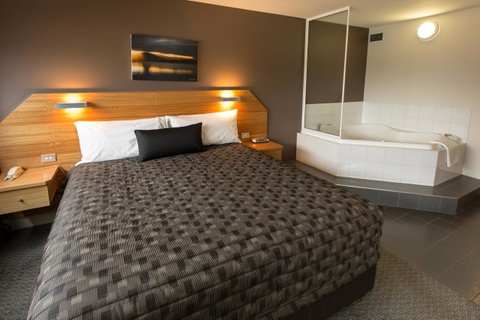 The Old Woolstore Apartment Hotel - Accommodation VIC 29
