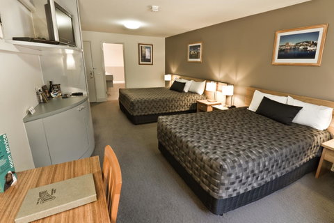 The Old Woolstore Apartment Hotel - Accommodation VIC 10