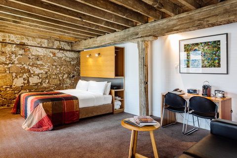The Henry Jones Art Hotel - Accommodation VIC 42