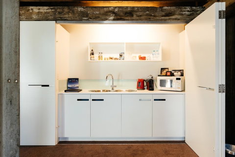 The Henry Jones Art Hotel - Accommodation VIC 31