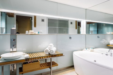 The Henry Jones Art Hotel - Accommodation VIC 41