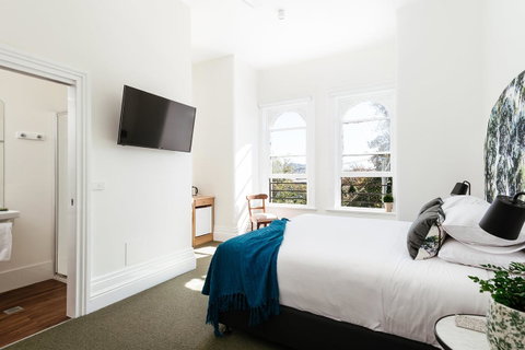 The Florance - Accommodation VIC 17