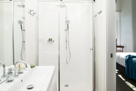 The Florance - Accommodation VIC 21