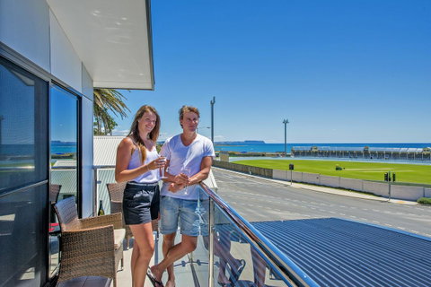 Burnie By The Bay Apartments - Accommodation VIC 0