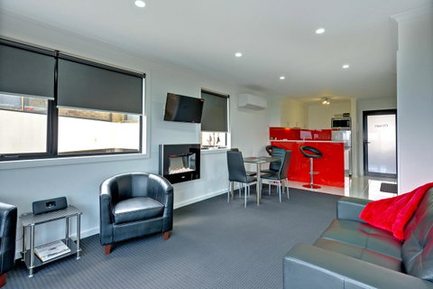 Burnie By The Bay Apartments - Accommodation VIC 6