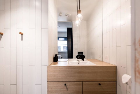 105 Mac Unique Apartments - Accommodation VIC 7