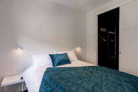 105 Mac Unique Apartments - Accommodation VIC 16