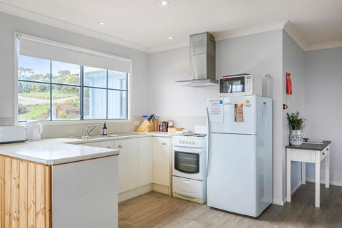 Omaroo Cottage Bruny Island - Accommodation VIC 8