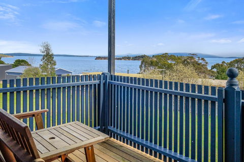 Omaroo Cottage Bruny Island - Accommodation VIC 2
