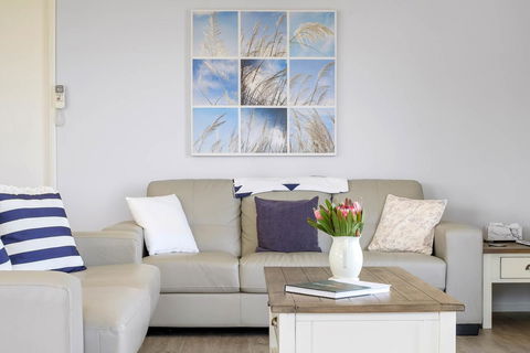 Omaroo Cottage Bruny Island - Accommodation VIC 3