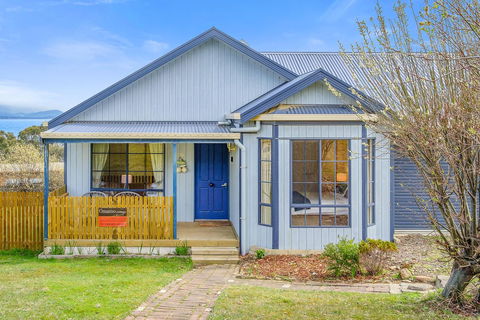 Omaroo Cottage Bruny Island - Accommodation VIC 12