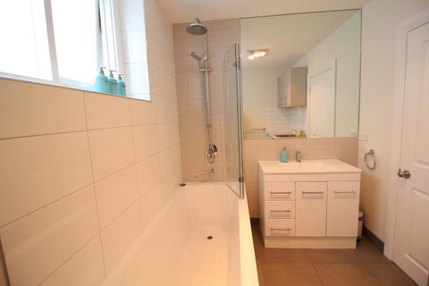 Trinity Hill Apartments - Accommodation VIC 22