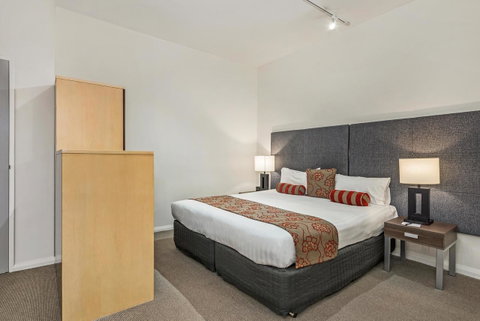 Mantra One Sandy Bay Road - Accommodation VIC 10