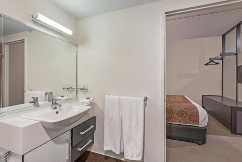 Mantra One Sandy Bay Road - Accommodation VIC 21