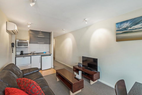 Mantra One Sandy Bay Road - Accommodation VIC 29