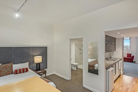 Mantra One Sandy Bay Road - Accommodation VIC 12