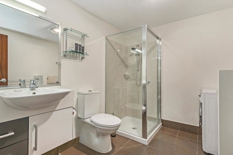 Mantra One Sandy Bay Road - Accommodation VIC 11