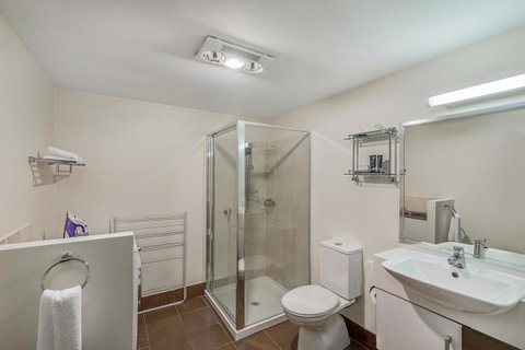 Mantra One Sandy Bay Road - Accommodation VIC 22