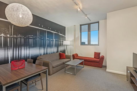 Mantra One Sandy Bay Road - Accommodation VIC 3