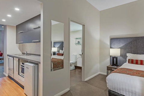 Mantra One Sandy Bay Road - Accommodation VIC 18