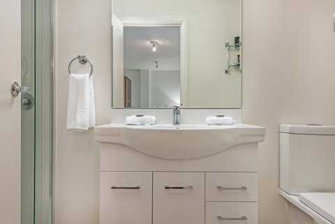 Mantra One Sandy Bay Road - Accommodation VIC 15