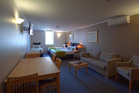 Hobart Waterfront Apartments - Accommodation VIC 18