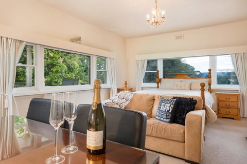 Jones On Wilson Boutique B&B - Accommodation VIC 8