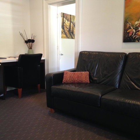 Auldington Hotel - Accommodation VIC 43