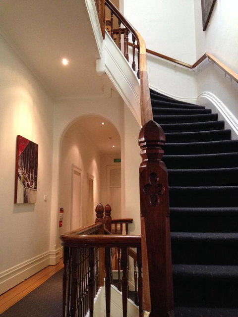 Auldington Hotel - Accommodation VIC 26