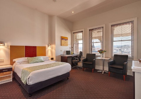 Auldington Hotel - Accommodation VIC 5