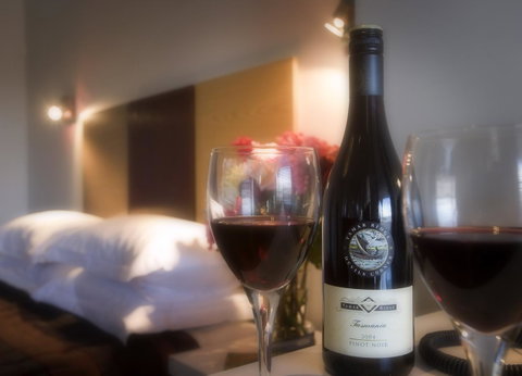 Auldington Hotel - Accommodation VIC 35