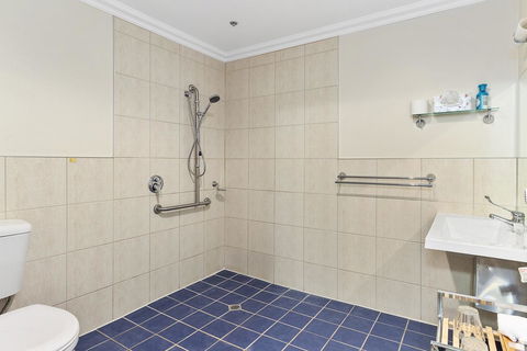 Oyster Cove Chalet - Accommodation VIC 11