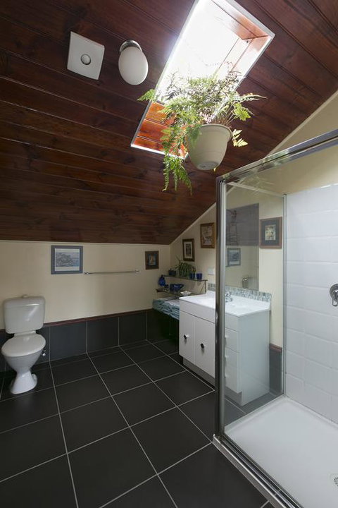 Neverinn - Accommodation VIC 3