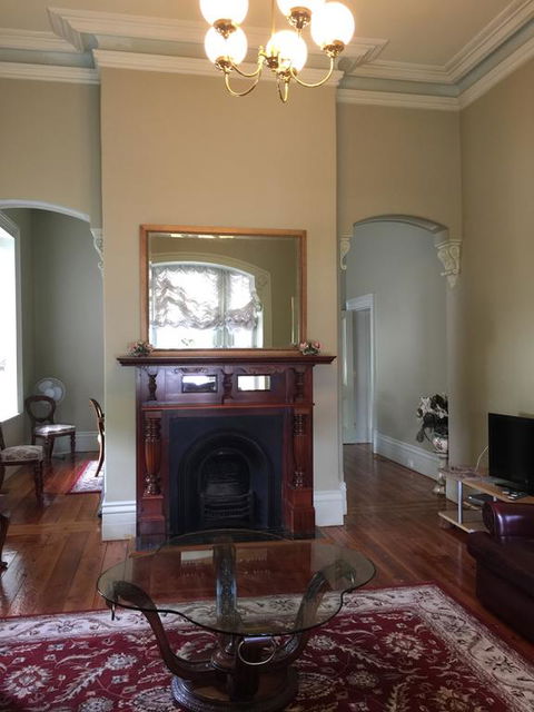 Newport Homestay & Lodge - The Heritage Guest House - Accommodation VIC 2