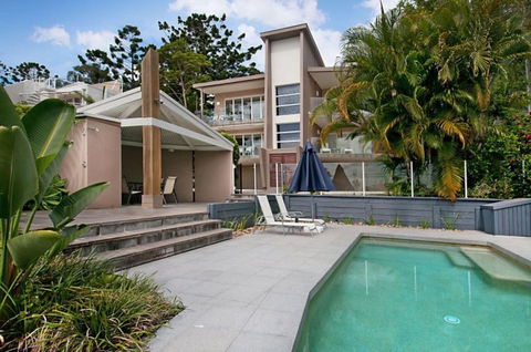 Noosa Penthouse Close To Hastings Street - Unit 2 Vue, 28 Edgar Bennett Ave - Accommodation VIC 3