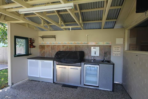 NORTH HEAVEN STATION 28 Alma St, North Haven - Accommodation VIC 1
