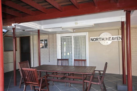 NORTH HEAVEN STATION 28 Alma St, North Haven - Accommodation VIC 2