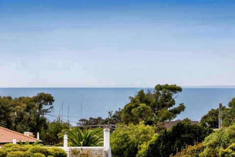 NORTH POINT RETREAT - MORNINGTON - Accommodation VIC 1