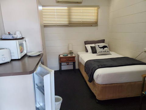 O'Sheas Windsor Hotel - Accommodation VIC 1