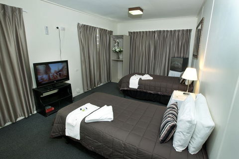 O'Sheas Windsor Hotel - Accommodation VIC 0